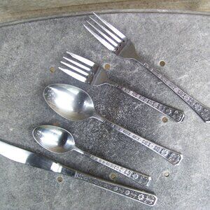 VINTAGE INTERPUR STAINLESS KOREA - FLORENZ - 5 PIECES 1 PLACE SETTING NICE
